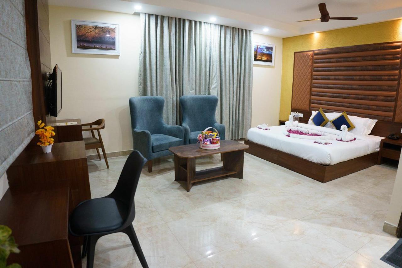 Hotel Vihaan Residency Zirakpur Dış mekan fotoğraf